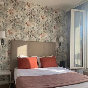 2* Hotell De Venise